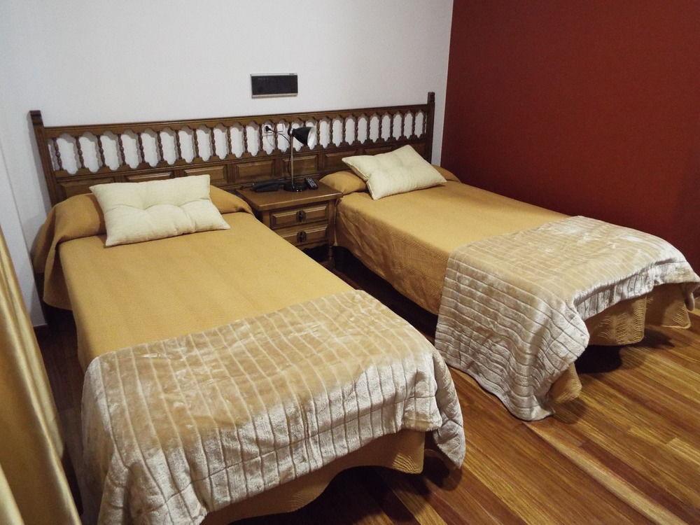Hotel Ansuina Banos Del Molgas Dış mekan fotoğraf